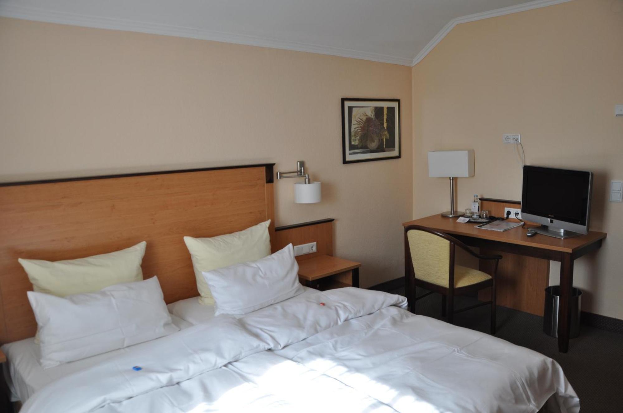 Hotel Gasthof Vogelsang Zellingen Εξωτερικό φωτογραφία