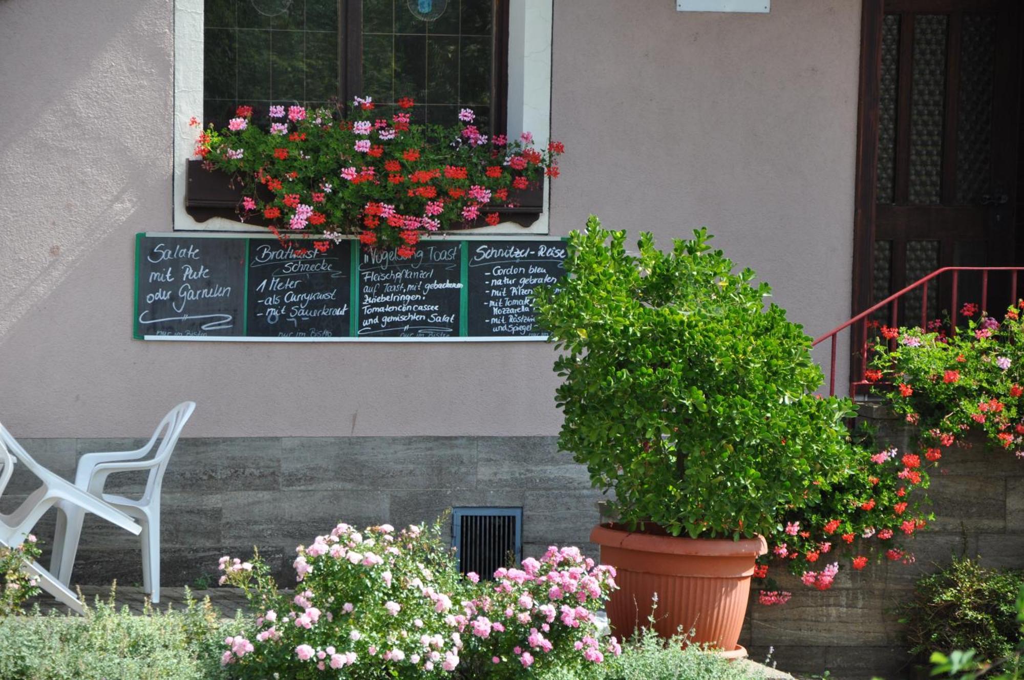 Hotel Gasthof Vogelsang Zellingen Εξωτερικό φωτογραφία